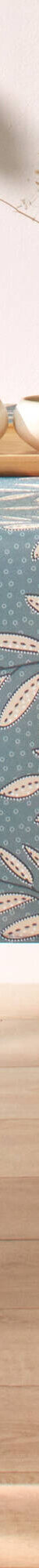 Nappe anti-taches motif fougères (eucalyptus / écru) Nappe anti-taches motif fougères (eucalyptus / écru)